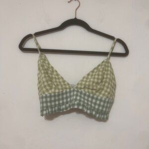 Chic Green Checkered Crop Top